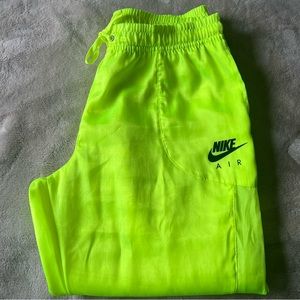 WOMENS NIKE JOGGERS